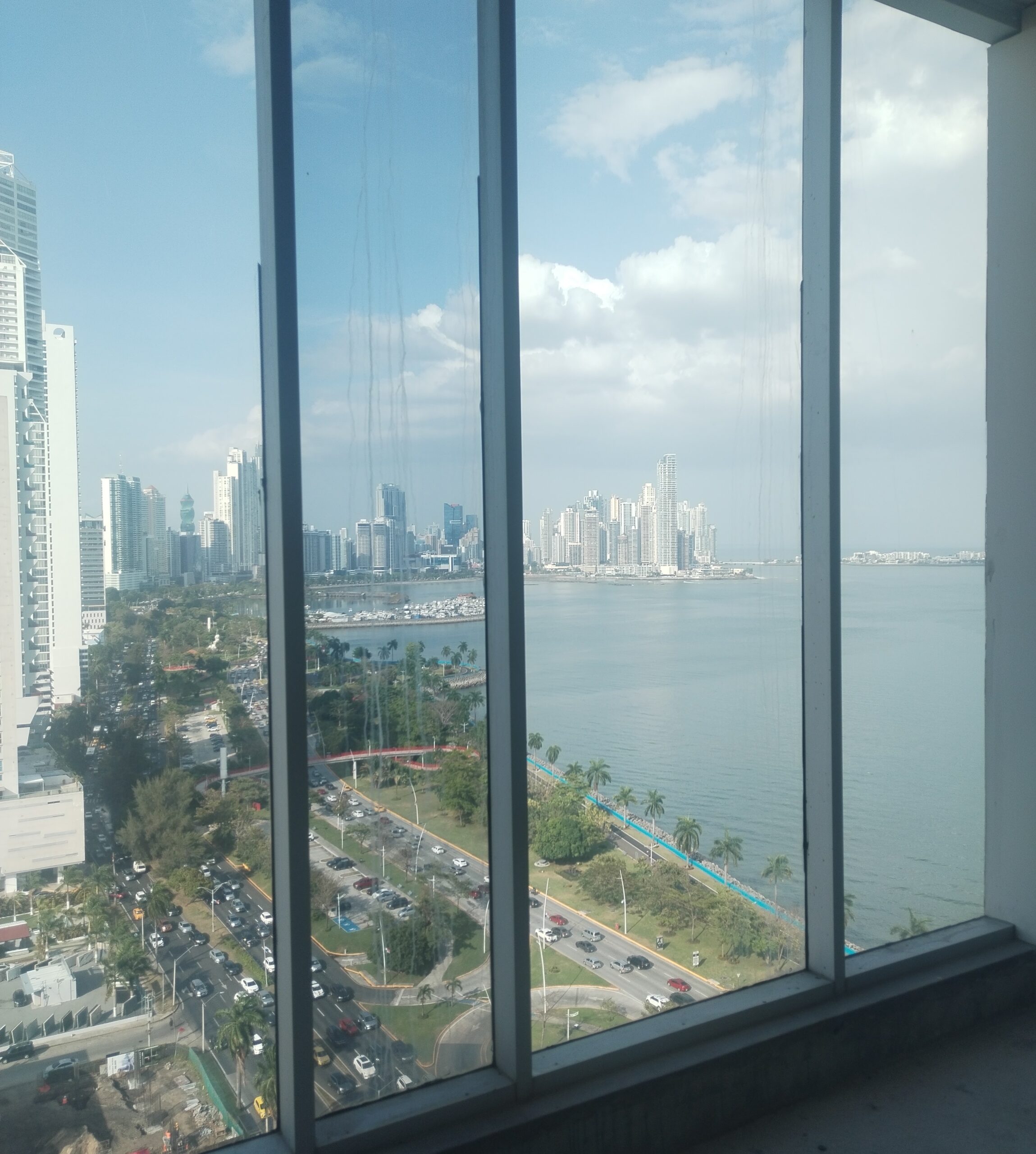 ALQUILER DE OFICINA 50m2