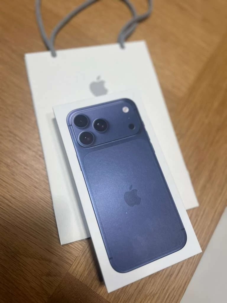 iPhone 17 Pro Max 512GB 256GB 128GB 5G Smartphone Unlocked