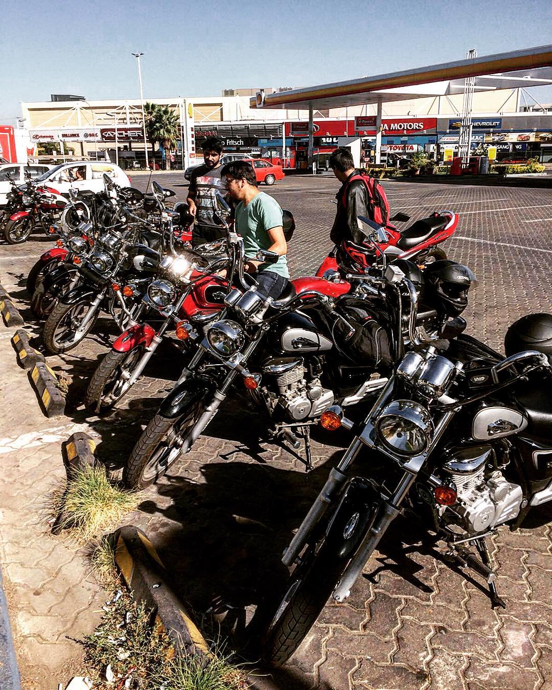 Moto Suzuki GZ 150 (2016) – Excelente Precio, Único Dueño, Bajo Consumo