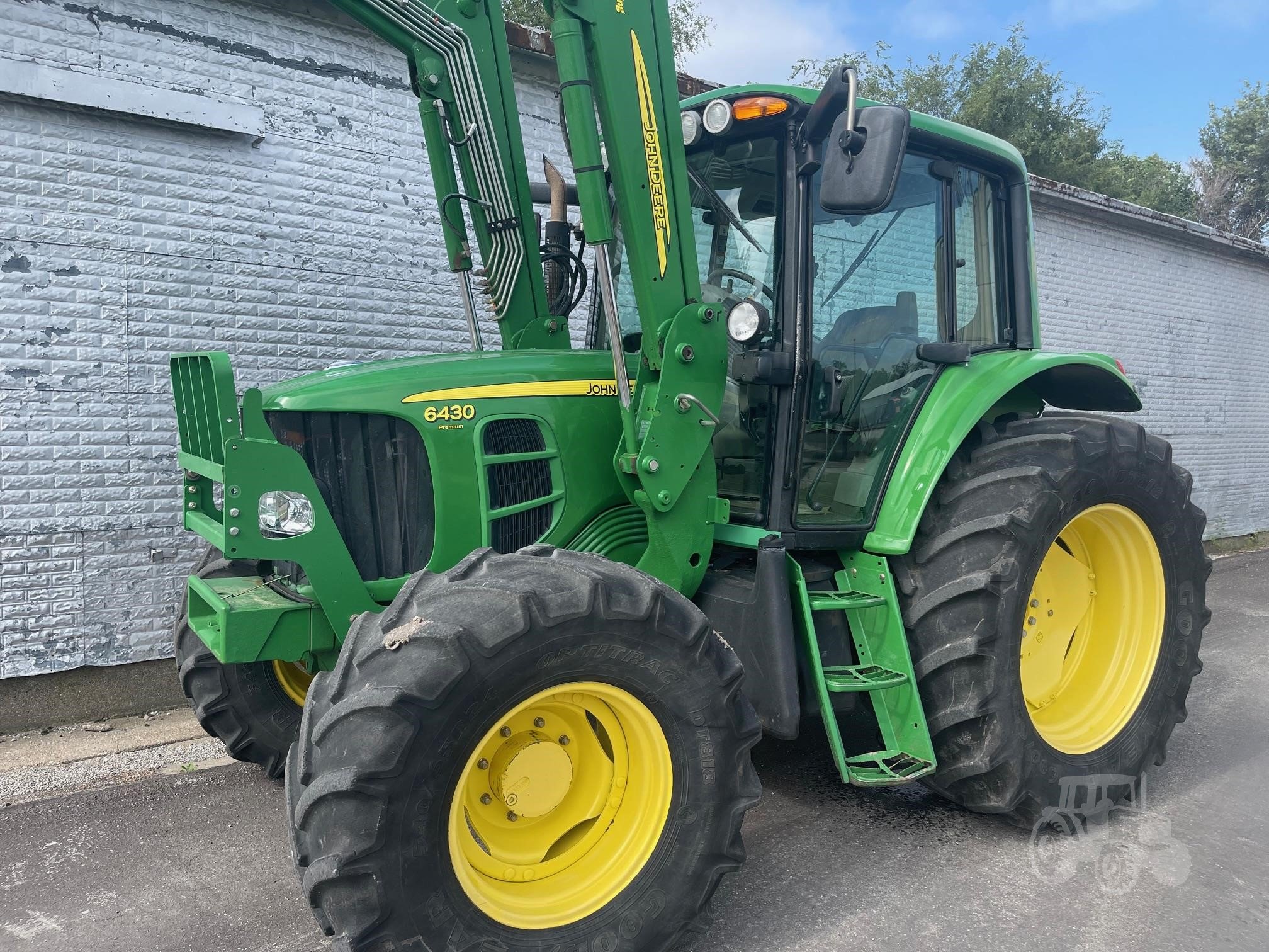 Tractor John Deere 6430 con cargador