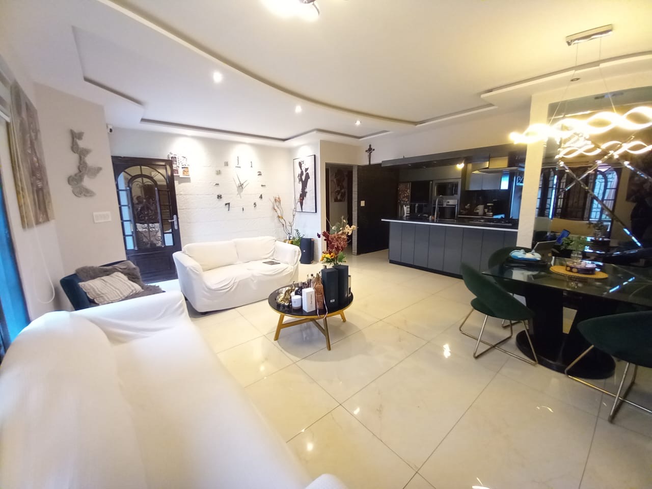 🔥 SE VENDE CASA – EXCELENTE UBICACIÓN 🔥