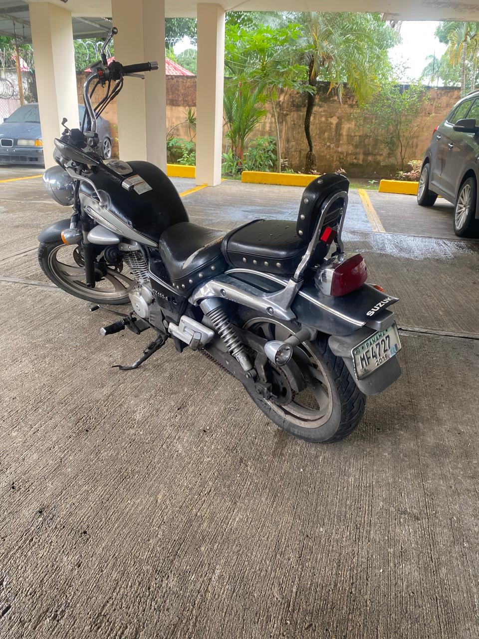 Moto Suzuki GZ 150 (2016) – Excelente Precio, Único Dueño, Bajo Consumo
