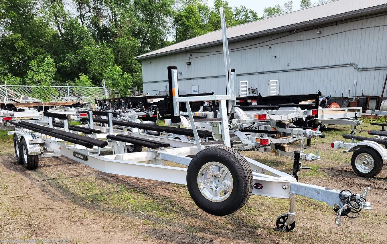 New/Used:Outboard/Inboard,Yamaha,Suzuki,Trailers,Minn Kota