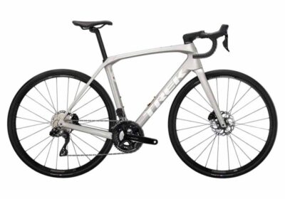 2025-trek-domane-sl-6-gen-4-road-bike-1