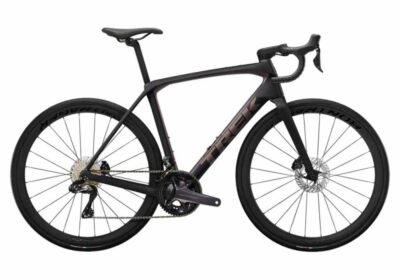 2025-trek-domane-sl-7-gen-4-road-bike-1