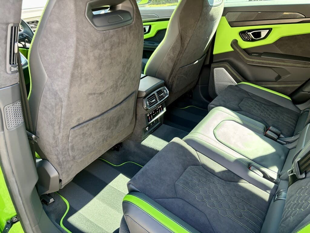 2024 Lamborghini Urus S Twin-turbo V8 Full Options