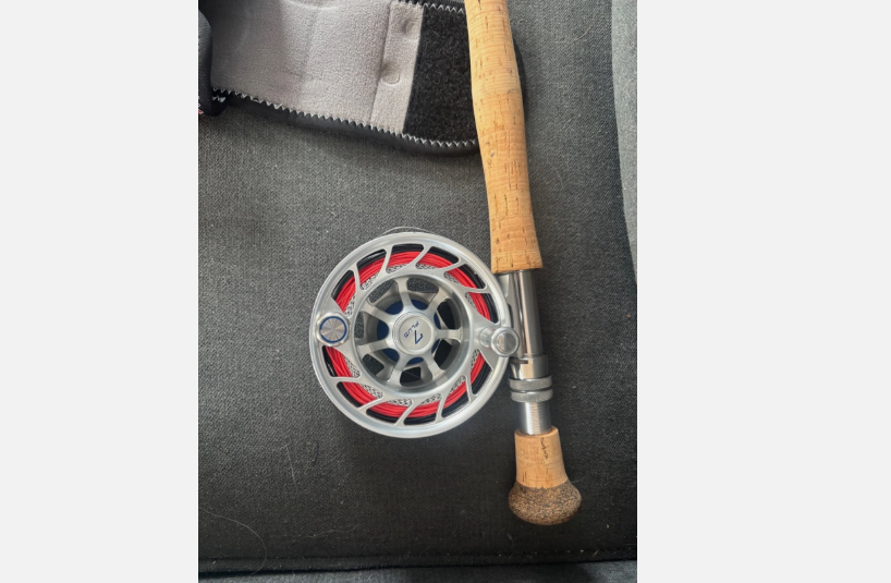 TFO Legacy Flyrod 13’6″ 8 weight with a Finatic 9 plus Reel for Fishing