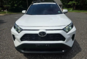 2025 Toyota RAV4 XLE Full Options Model