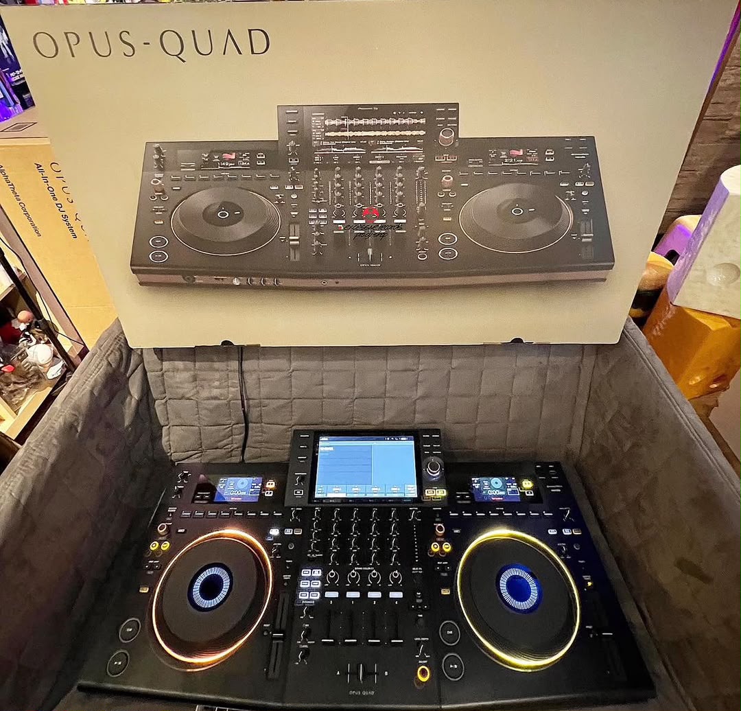 Productos Pioneer originales y totalmente nuevos: Pioneer XDJ-XZ, Pioneer DJ DDJ-REV7, controlador Pioneer DDJ-1000SRT, Pioneer DJ XDJ-RX3, Pioneer DDJ-1000.
