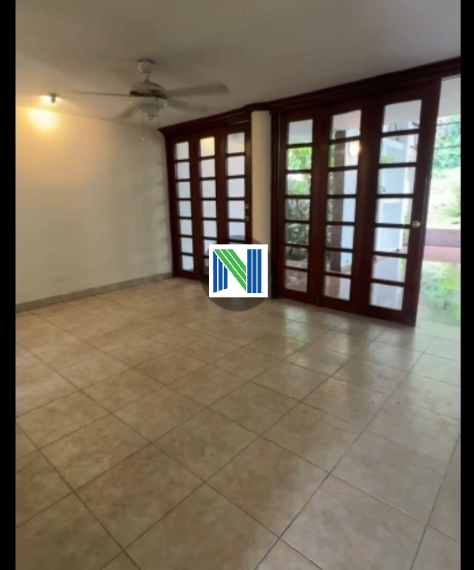 Estupenda casa en Hato Pintado.