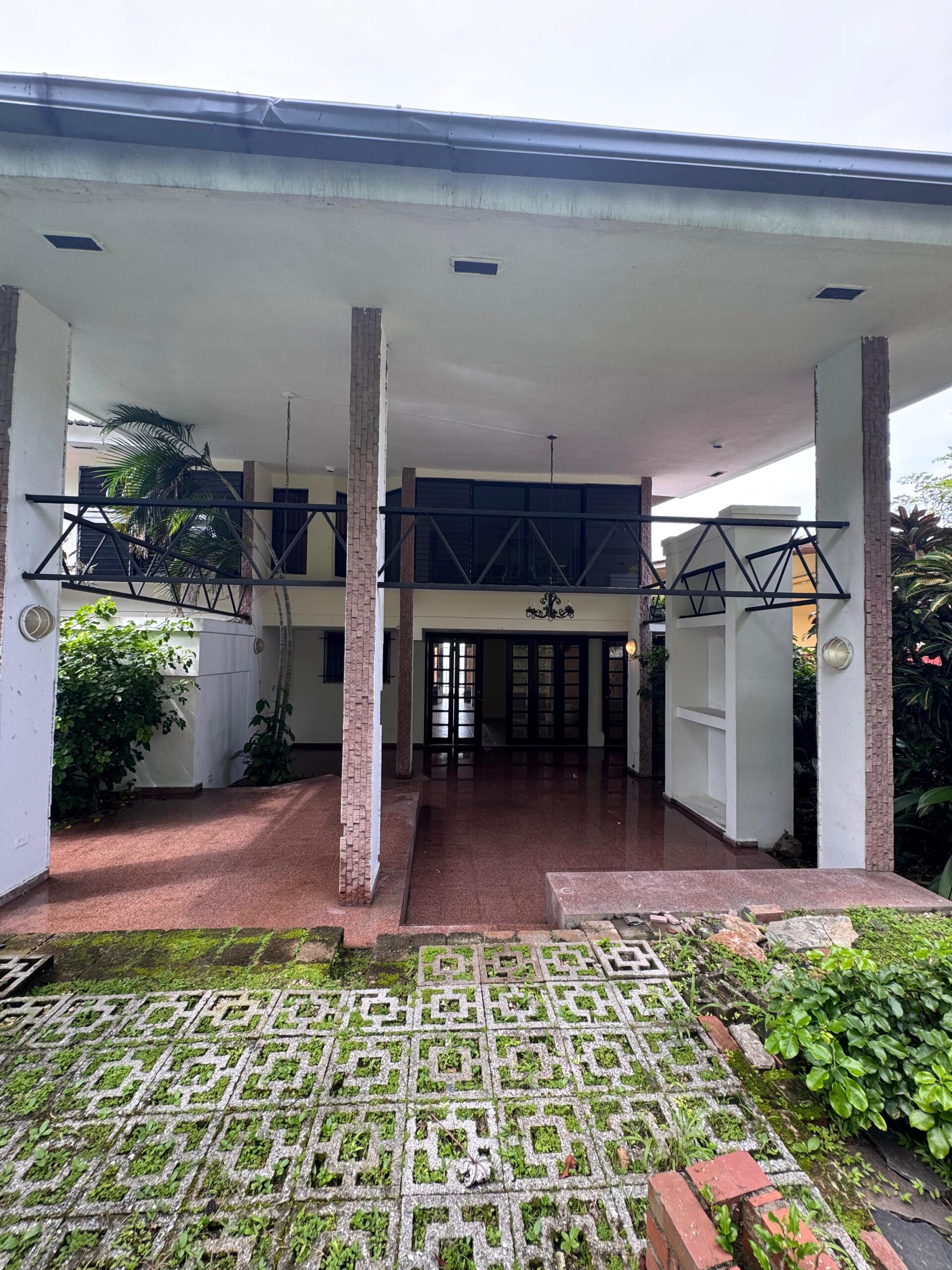 Estupenda casa en Hato Pintado.