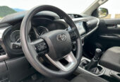 Toyota Hilux 2.4L TDi 4×4 CD Año 2023 51200km Gris